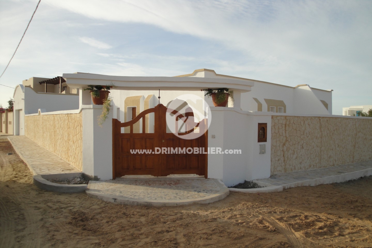 V 051 -                            Vente
                           Villa Djerba